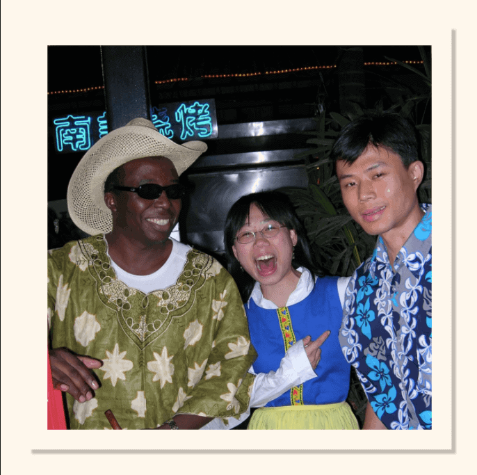  D’amour Playing the cowboy in his student party in china